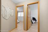 1049 Bainbridge St - Photo 24