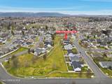 1049 Bainbridge St - Photo 42