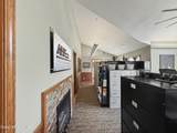 1038 Davidson Ave - Photo 11