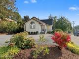 1038 Davidson Ave - Photo 5