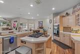 3207 St James Ave - Photo 11