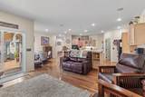 3207 St James Ave - Photo 8