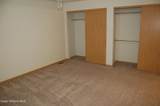 1081 Woodlawn Dr - Photo 13