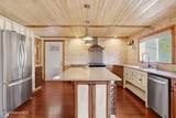 1909 Meadow Ln - Photo 7
