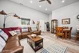 1037 Peregrine Rd - Photo 15