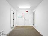300 Vermeer Dr - Photo 16