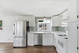 10657 Benoit St - Photo 5