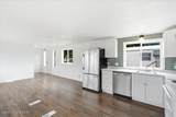 10657 Benoit St - Photo 7
