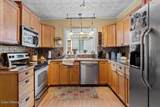 952 5TH St - Photo 18