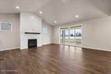 3158 Cassiopeia St - Photo 9