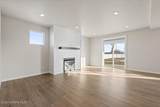 3192 Cassiopeia St - Photo 11