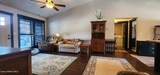 2317 Shady Oak Ln - Photo 3