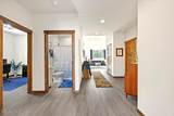 39 James - Photo 10