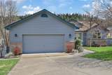 956 Armstrong Dr - Photo 2