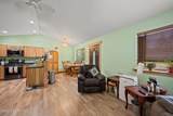10177 Creek Side Rd - Photo 23