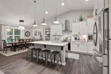 990 Goldfinch Ln - Photo 8