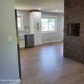 1305 Victoria St - Photo 19