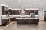 315 15TH St - Photo 8