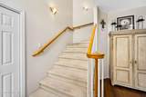 2304 Grandview Dr - Photo 24