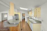 1942 Yorkshire Ave - Photo 10