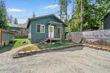 817 Upland Dr - Photo 2