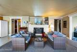 525 Bay Dr - Photo 17