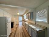 204 Chestnut St - Photo 4