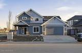 693 Monashee Ln - Photo 1