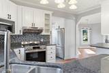 921 Front Ave - Photo 18