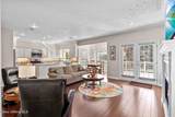 744 Dundee Dr - Photo 17