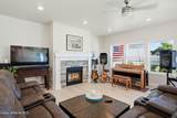 1389 Ezra Ave - Photo 3