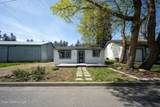 1033 1st St - Photo 3