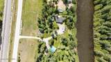 5574 Moyie River Rd - Photo 41