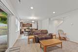 21714 Lakeview Dr - Photo 9