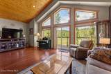 6608 Cougar Gulch Rd - Photo 22