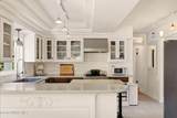 325 Park Dr - Photo 20
