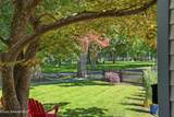 325 Park Dr - Photo 4