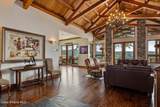 5686 Onyx Cir - Photo 11