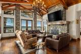 5686 Onyx Cir - Photo 14