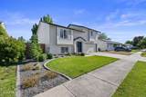 903 11th Ave - Photo 4
