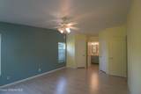 2068 Oxford Cir - Photo 12