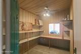 2068 Oxford Cir - Photo 18