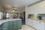 2068 Oxford Cir - Photo 24