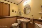 2068 Oxford Cir - Photo 32