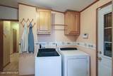 2068 Oxford Cir - Photo 34