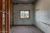 23124 Rimrock Rd - Photo 36