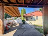 134 Scott Ave - Photo 3