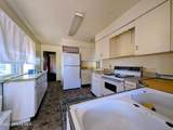 134 Scott Ave - Photo 5