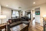 7028 Madellaine Dr - Photo 32
