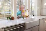 807 6th St - Photo 18